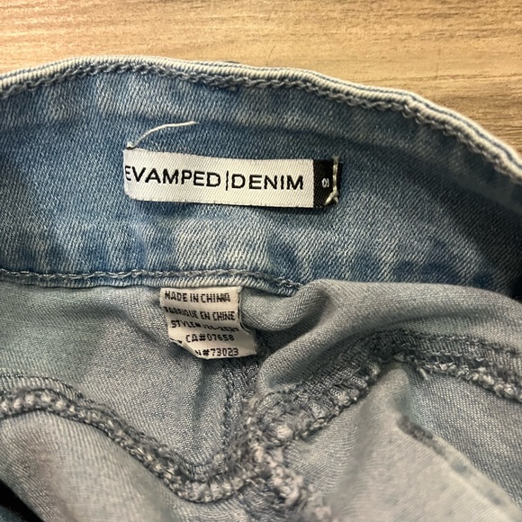 Jean mini skirt with on a size extra small or (03) - Picture 2 of 4